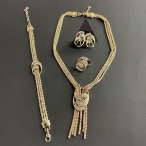 ΣΕΤ ΚΟΣΜΗΜΑΤΩΝ ΓΑΜΟΥ ΚΟΛΙΕ,ΒΡΑΧΙΟΛΙ,ΣΚΟΥΛΑΡΙΚΙΑ & ΔΑΧΤΥΛΙΔΙ ΣΕ ΧΡΥΣΟ ΧΡΩΜΑ